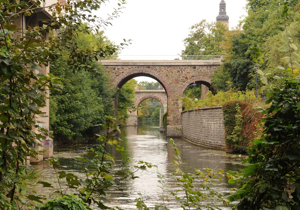 Bootstour-Leipzig-Stadtfuehrung-Plagwitz-Kanal.jpg