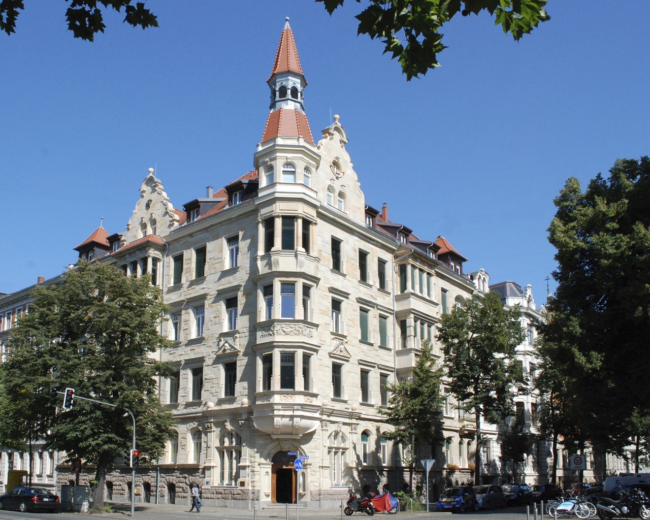 Stadtrundfahrt-Leipzig-waldstrassenviertel.jpg