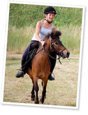maedchen-pferd.png